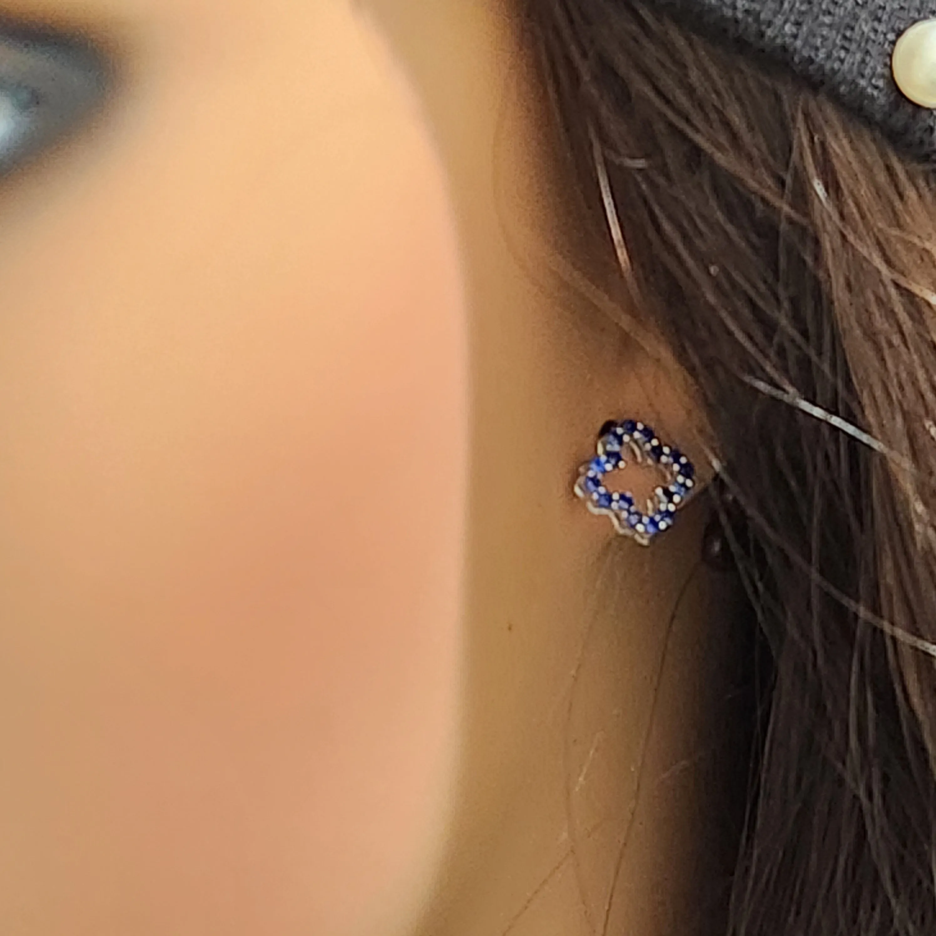 10K Gold Ruby or Sapphire Clover Outline Stud Earrings
